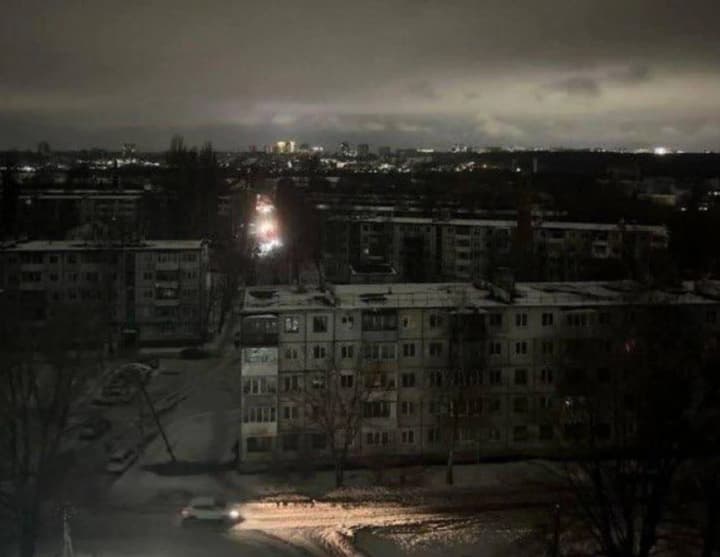 u-briansku-ta-bielhorodi-vynykly-masshtabni-problemy-z-enerhopostachanniam-cherez-udary-po-krytychnii-infrastrukturi