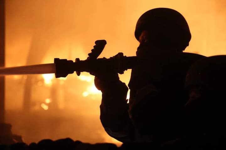 russia-attacked-dnipro-and-the-region-with-missiles-and-drones-causing-destruction