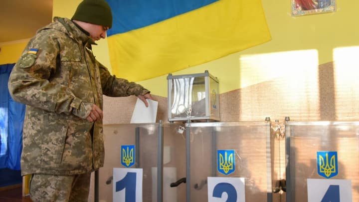 u-vr-proponuiut-zakripyty-vidpovidalnist-komandyriv-za-orhanizatsiiu-vyborchoho-protsesu-u-viiskovykh-chastynakh