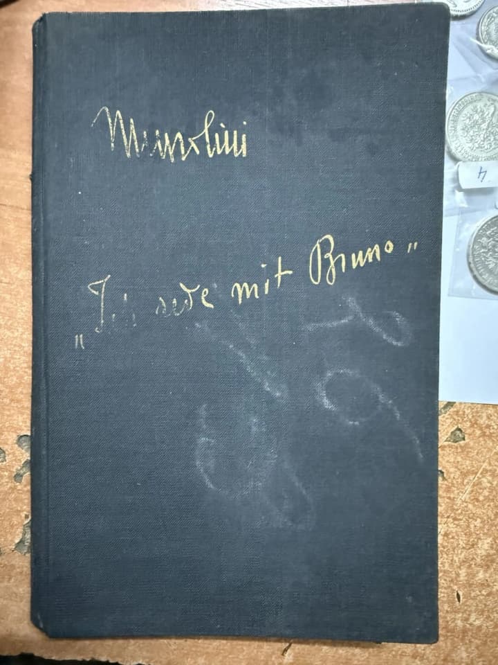 attempted-to-import-mussolinis-memoirs-and-ancient-coins-into-ukraine