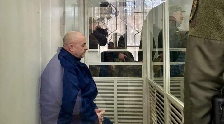 rosiiskoho-viiskovoho-zasudyly-u-kyievi-do-dovichnoho-za-vbyvstvo-polonenykh-ukraintsiv