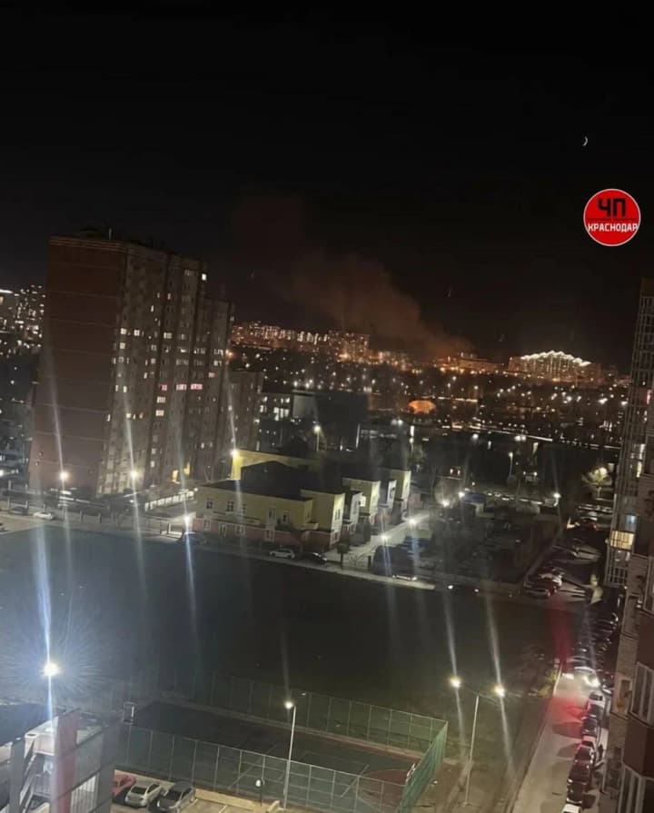 u-rosiiskomu-krasnodari-chutno-vybukhy-aeroport-pryzupynyv-robotu