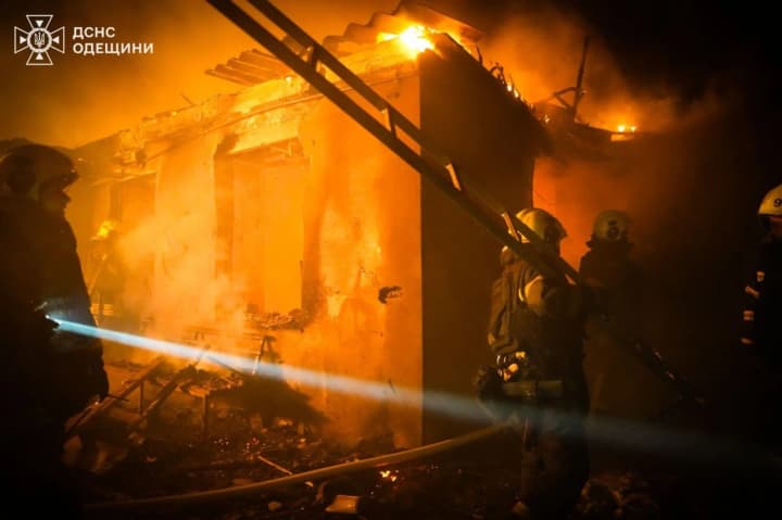 rf-atakuvala-odesu-i-raion-ye-poshkodzhennia-v-enerhetytsi-i-postrazhdali