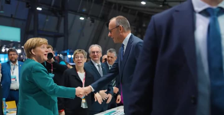 mertsa-pereobraly-holovoiu-khds-merkel-propustyla-oholoshennia-pro-tse