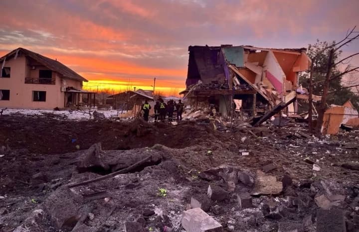 ataka-rf-na-kyivshchynu-22-liutoho-kilkist-postrazhdalykh-zrosla-do-15-liudei