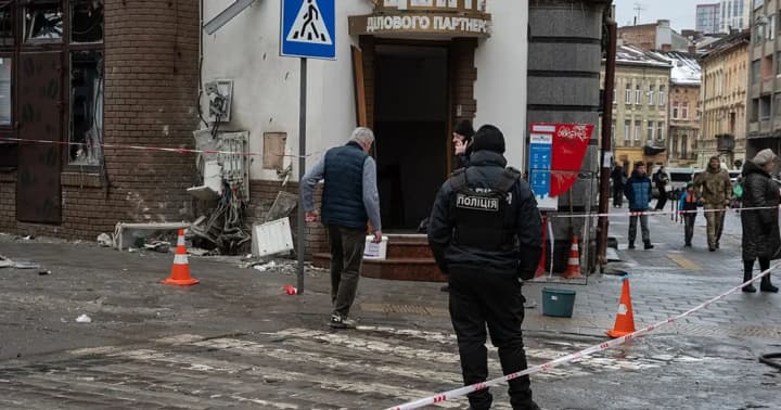 terakt-u-lvovi-pidozriuvana-zapevniaie-ne-znala-shcho-zakladaie-vybukhivku