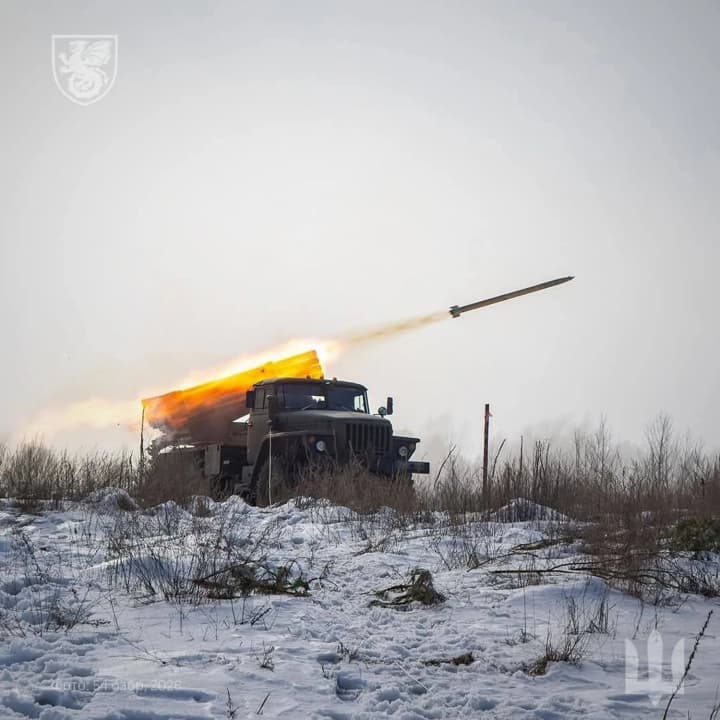 115-boiovykh-zitknen-na-fronti-voroh-aktyvizuvavsia-na-pokrovskomu-ta-huliaipilskomu-napriamkakh