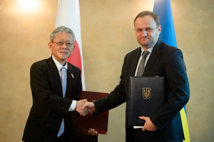 yaponiya-videlyaet-ukraine-41-million-dollarov-na-vosstanovlenie-obshchin