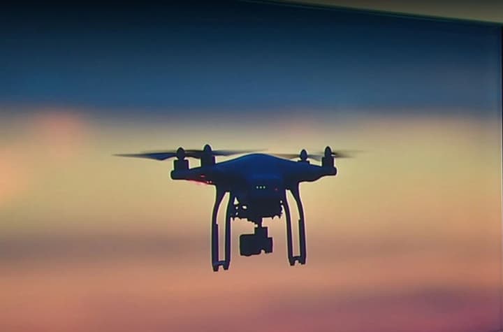 germaniya-usilivaet-zashchitu-aeroportov-ot-dronov-i-vvodit-ugolovnuyu-otvetstvennost-za-sabotazh