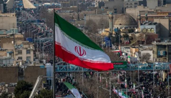 v-irani-sformuvaly-tymchasovu-radu-dlia-upravlinnia-krainoiu-pislia-zahybeli-verkhovnoho-lidera