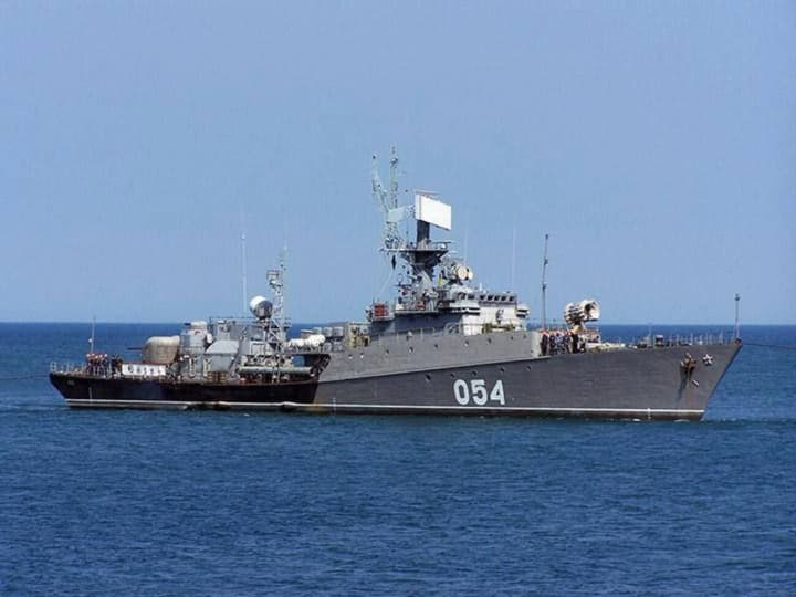 ponad-200-bpla-atakuvaly-novorosiisk-poshkodzheno-5-korabliv-ye-zahybli-sered-rosiian