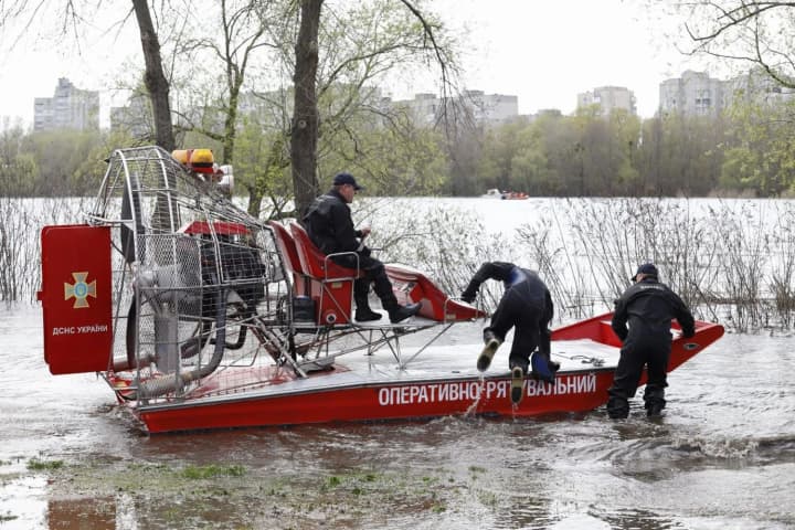 ukraini-ne-varto-ochikuvaty-znachnykh-pavodkiv-ale-deiaki-rehiony-mozhut-zitknutysia-z-pidtoplenniamy-dsns
