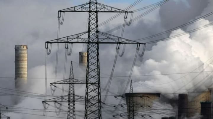 kryza-v-irani-zahrozhuie-zrostanniam-tsin-na-elektroenerhiiu-v-yevropi-ta-problemamy-dlia-promyslovosti-reuters