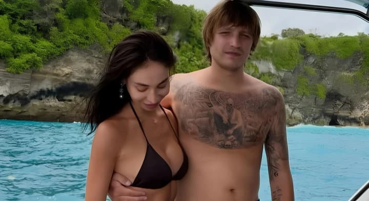 yeva-mishalova-emotsionalno-otreagirovala-na-veroyatnuyu-gibel-lyubimogo-igorya-komarova