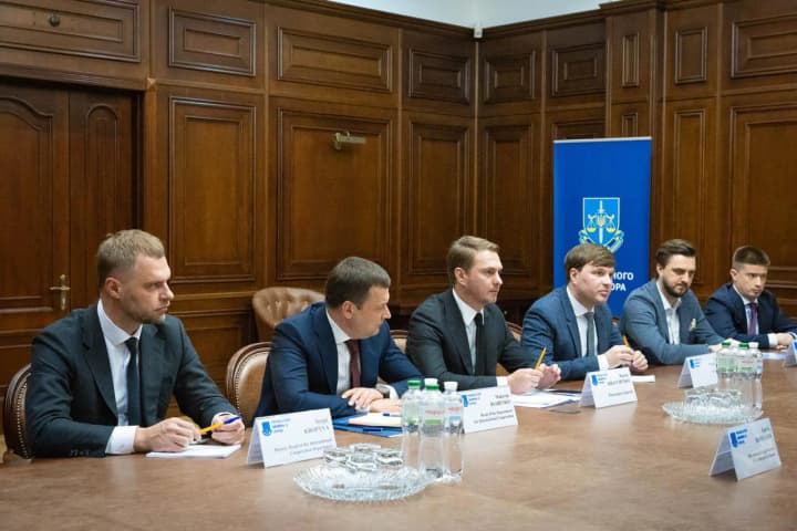 Ukraine Enhances FBI Cooperation to Combat Cybercrime Amid Russian Aggression