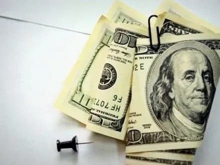 Міжбанк закрився на рівні 25,64/25,67 грн за долар