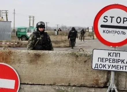 Минулої доби пункти пропуску в зоні АТО перетнуло більше 20 тис. осіб