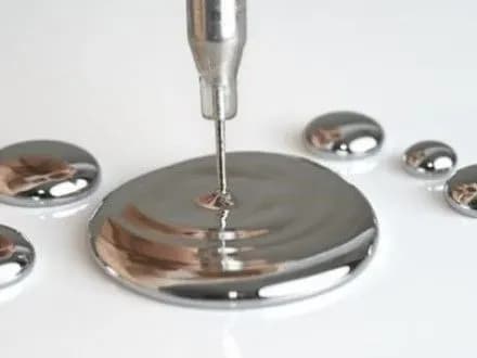 Ємність із понад 2,5 кг ртуті знайшли у житловому районі Черкас – ДСНС