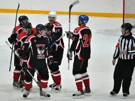 Одинадцять хокеїстів поповнили склад ХК "Дженералз"