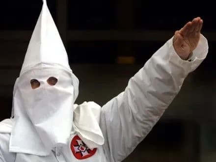 Ку-клукс-клан проведе парад на честь перемоги Д.Трампа