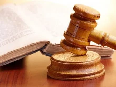 У Печерському райсуді заявили, що не давали дозвіл на обшуки у С.Шустера