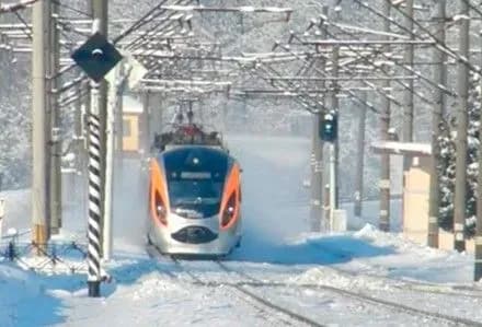 “Укрзалізниця” не відмінила жодного поїзда через негоду
