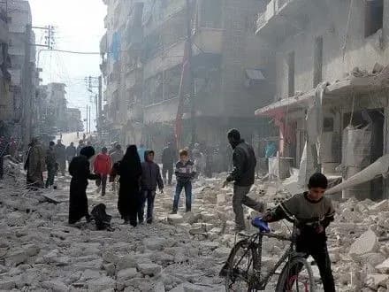 Внаслідок авіаударів по Алеппо загинуло 42 мирних мешканця