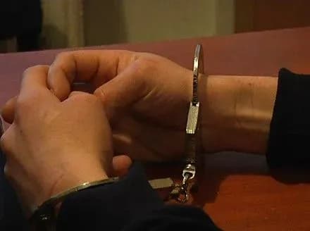 Мужчину арестовали за нападения на женщин в Днепре