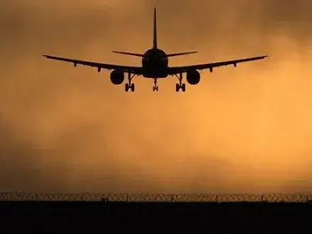 В Москві екстрено приземлився літак А380 рейса "Дубай - Сан-Франциско"