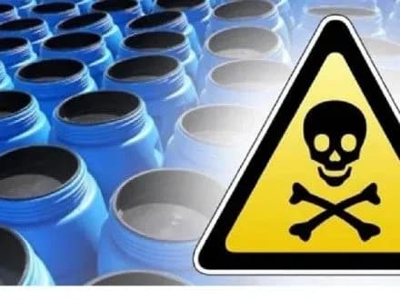 У столиці розробляють цільову програму поводження з небезпечними відходами