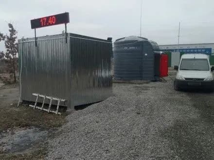 На Київщині знову викрили нелегальну мережу АЗС