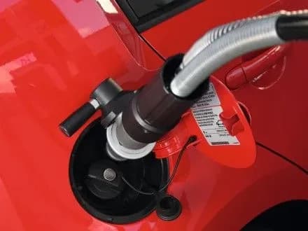 До кінця року газ АЗС подорожчає ще на 15% — експерт