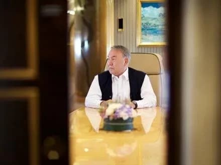 Н.Назарбаєв закликав Д.Трампа “поглибити співпрацю з РФ” в урегулюванні української кризи