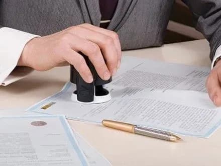 У Харкові судитимуть шахраїв, які привласнювали квартири пенсіонерів