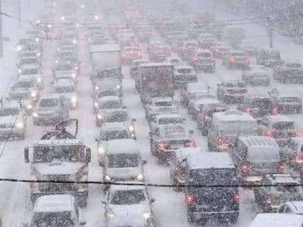 Синоптики попередили про ускладнення погодних умов по всій Україні