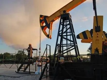 Нефть Brent торгуется выше 50 долл. за баррель