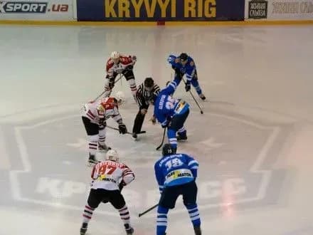 Хокеїсти "Донбасу" обіграли "Кривбас" та очолили чемпіонат УХЛ