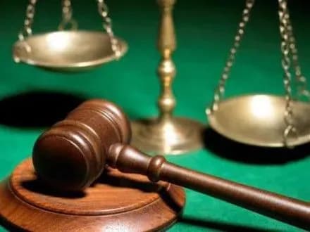 Чоловік проведе 4 роки у в’язниці за пограбування жінок у Києві