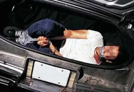 В Харькове на вокзале похитили таксиста