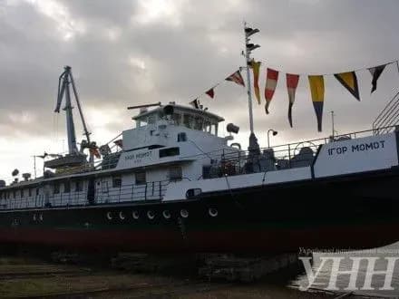 В Одесской области в честь погибшего в зоне АТО пограничника переименовали теплоход
