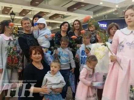 В Херсоне "солнечные" дети вышли на подиум в роли моделей