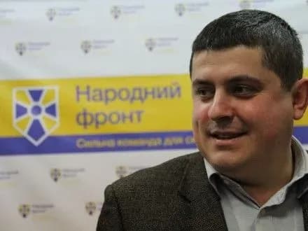 Голова фракції “Народного фронту” прибув на Банкову
