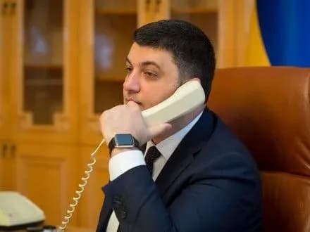 В.Гройсман обговорив з Д.Туском запровадження безвізу для українців
