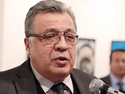 В.Медведчук висловив співчуття рідним і близьким посла РФ в Туреччині