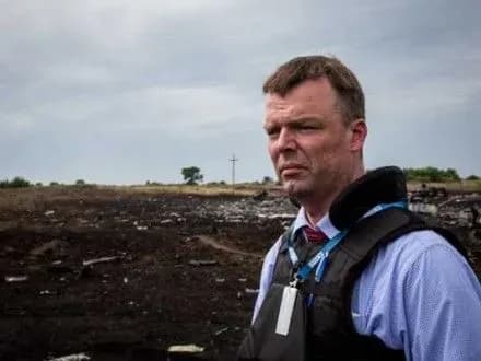 А.Хуг: ще 1100 вибухів прогриміло вчора в Світлодарську і Дебальцевому