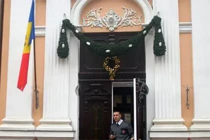 Из здания администрации президента Молдавии исчез флаг ЕС