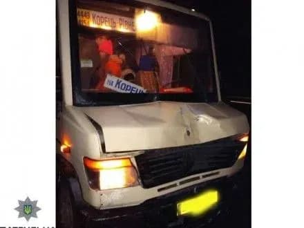 Маршрутка на Рівненщині насмерть збила пішохода