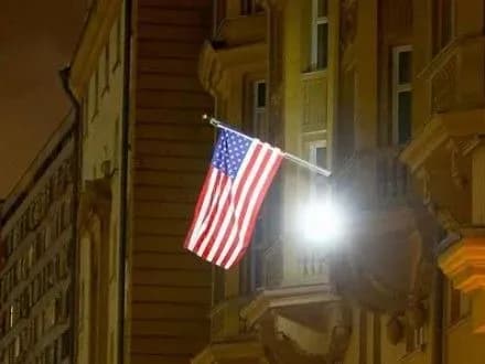 У відповідь на санкції Росія закриє школу для дітей дипломатів США