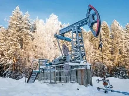 Цена нефти Brent установилась выше 57 долл. за баррель