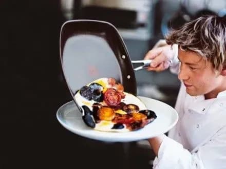 Дж.Оливер закрывает шесть своих ресторанов из-за Brexit